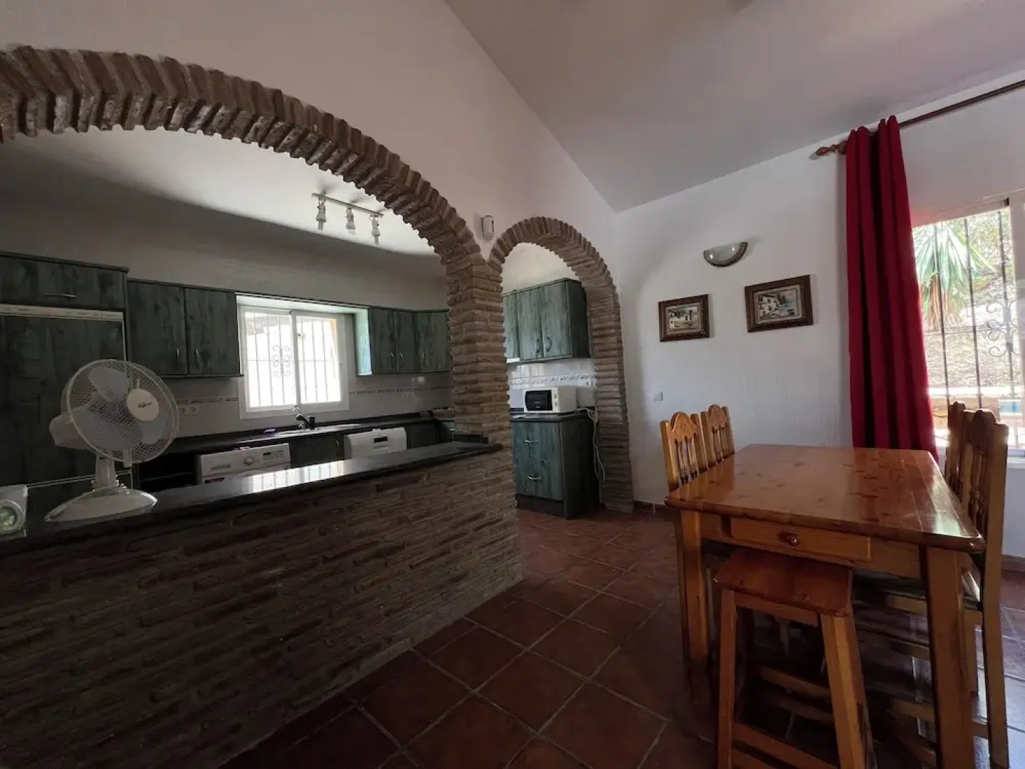 Cd-1383 Three Bedroom Villa With Pool