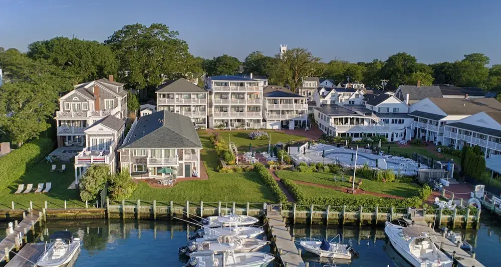 The Harborside Inn