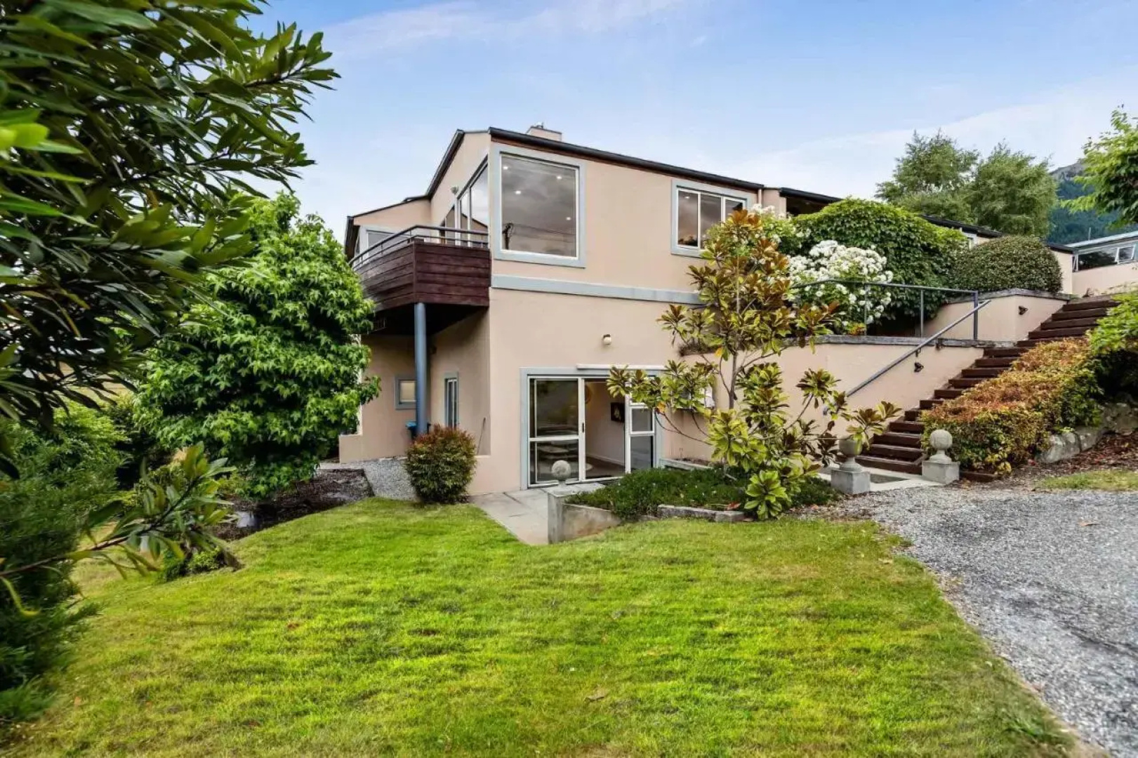 Tahuna Lakeside - 3 Min Walk To Town