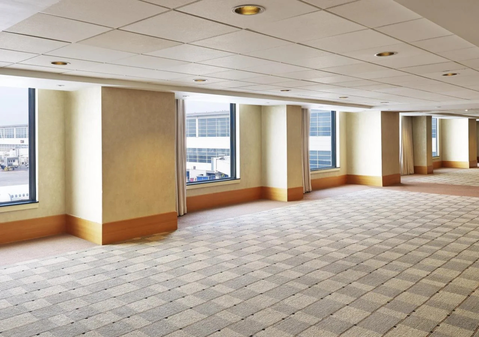 The Westin Detroit Metropolitan Airport