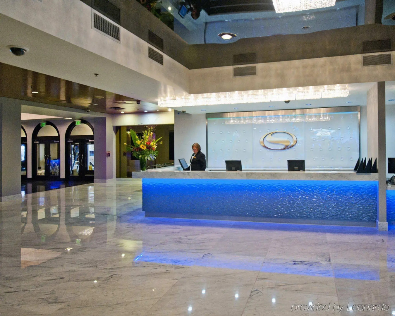 Renaissance Reno Downtown Hotel & Spa