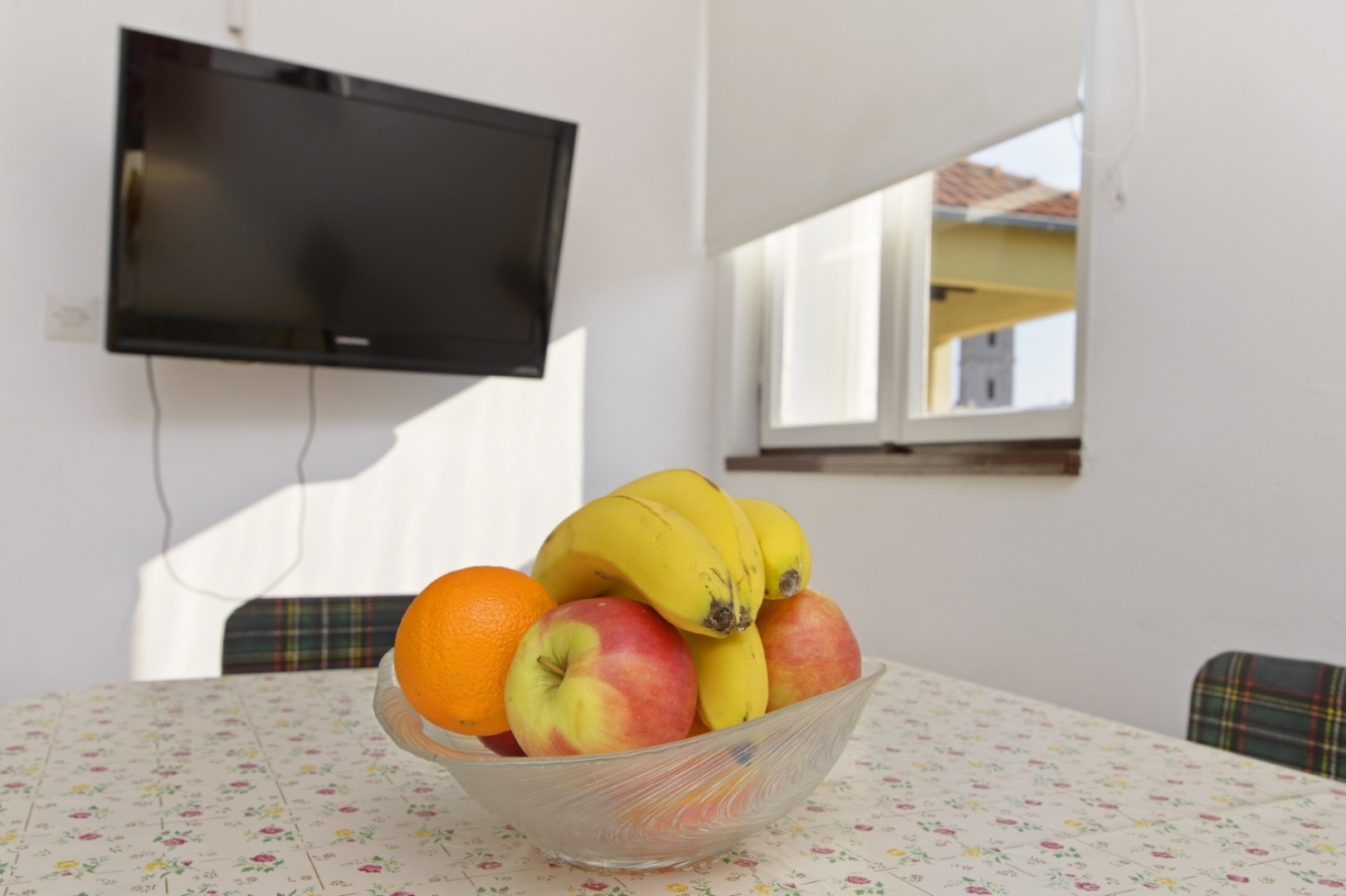 Apartment Ive - with sea view: A2 Tisno, Island Murter