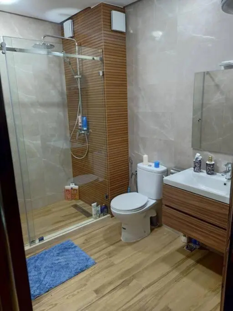 Bel appartement avec piscine à 2 min de la plage.