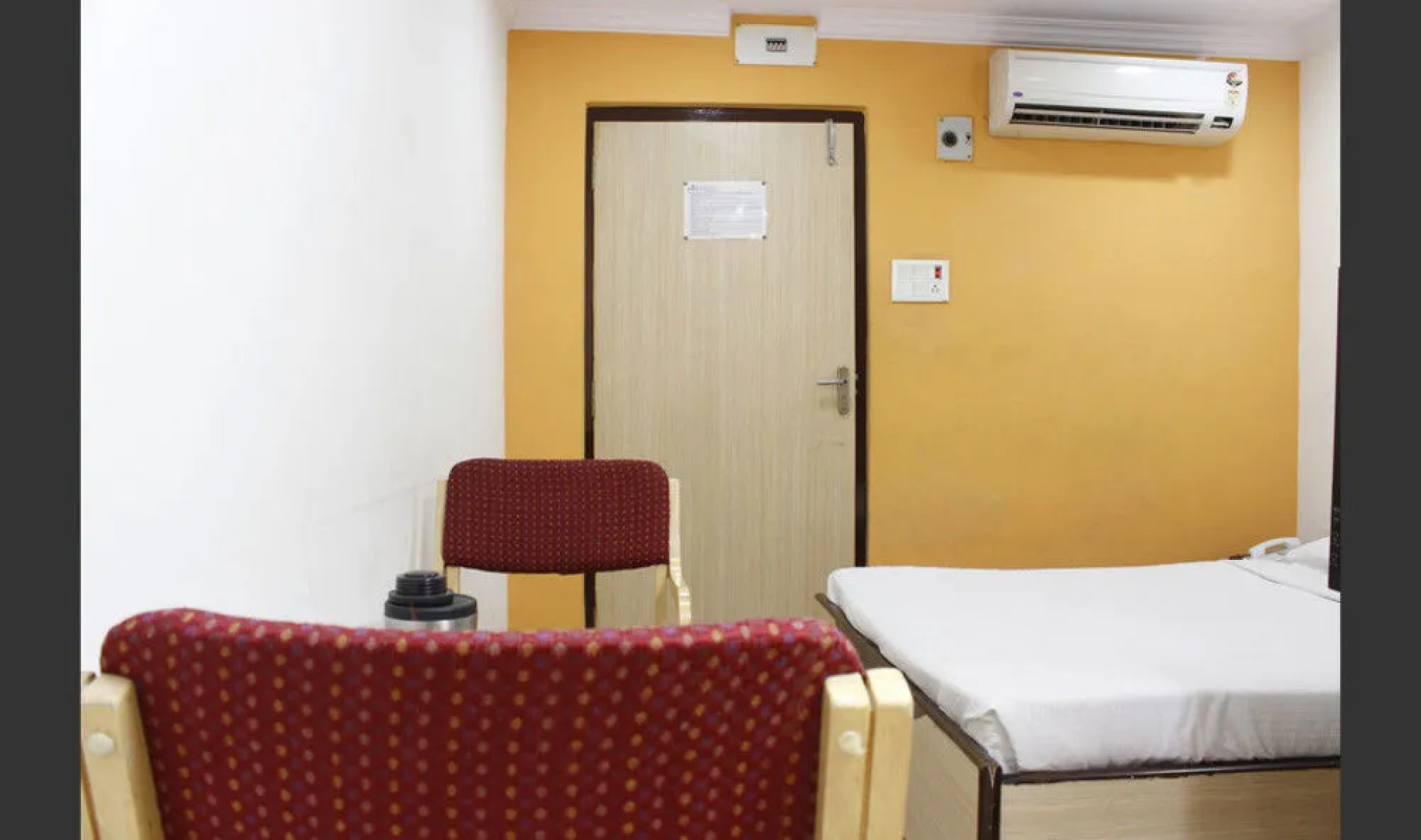 OYO 10107 Hotel Ankitha Residency