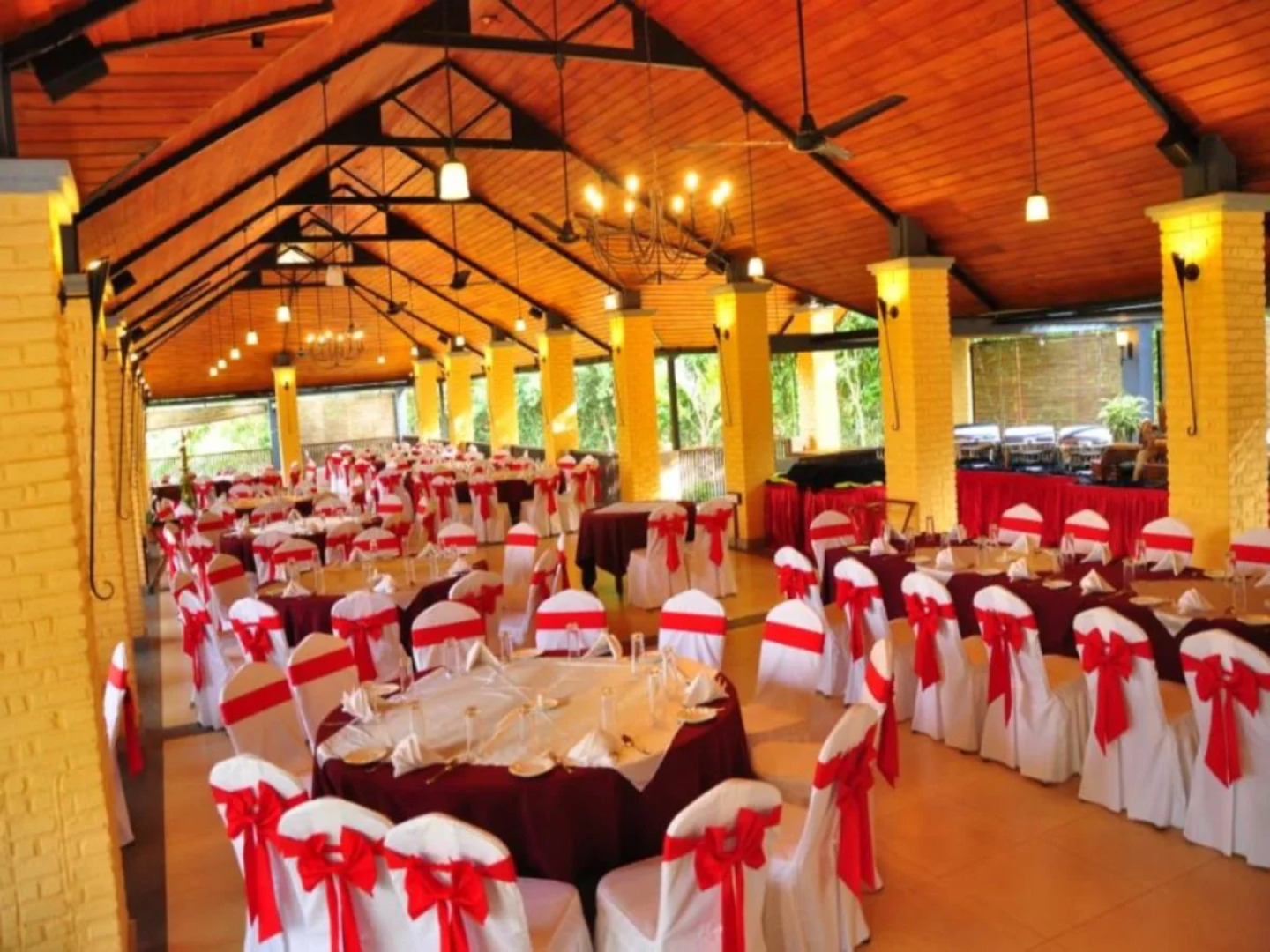 Lake Serenity Boutique Hotel