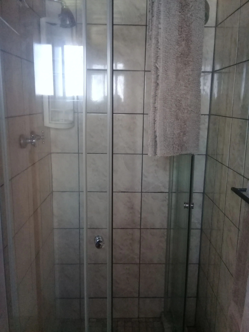 C-Mew Guesthouse