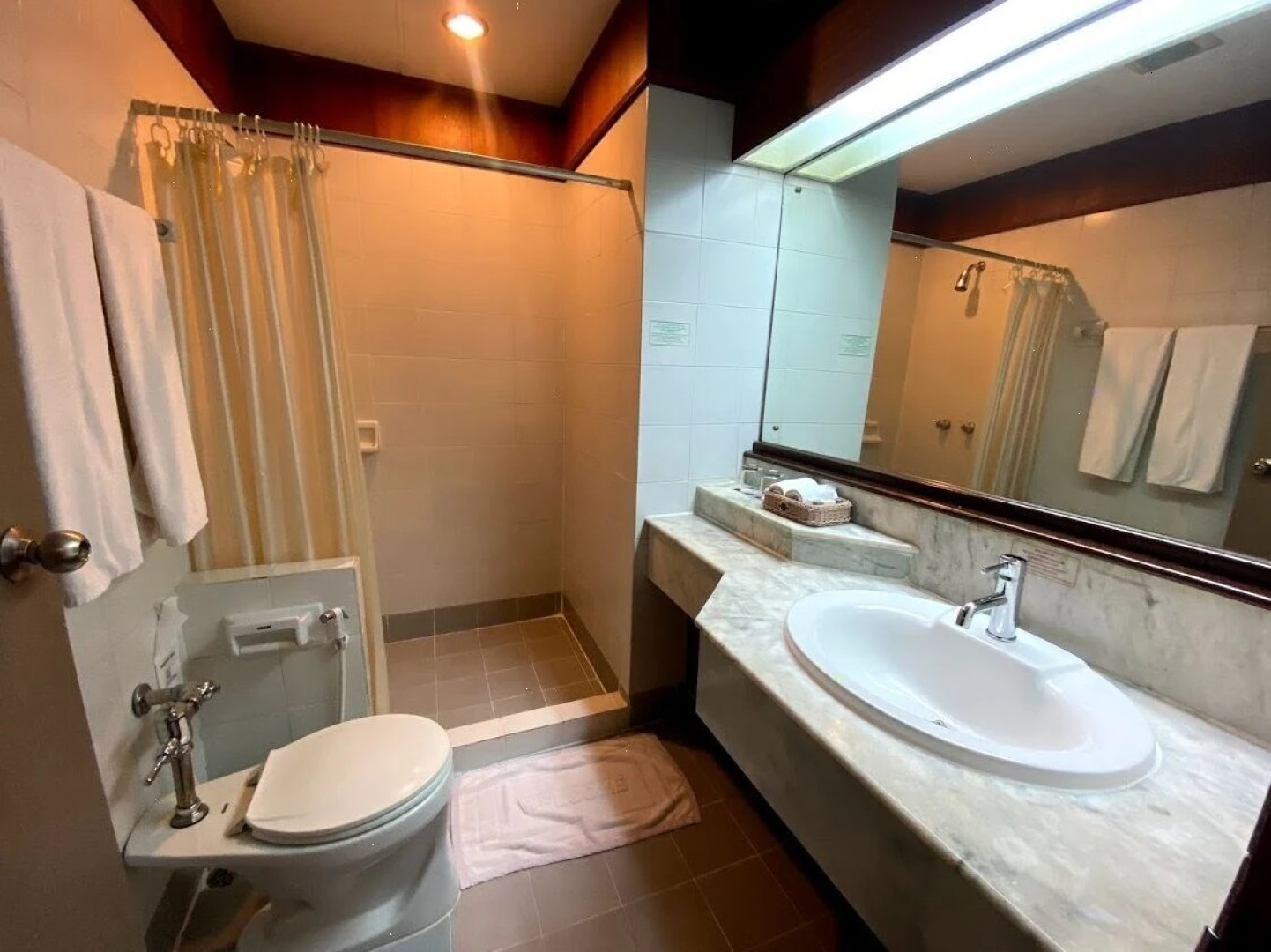 Tohsang Heritage Ubon Hotel