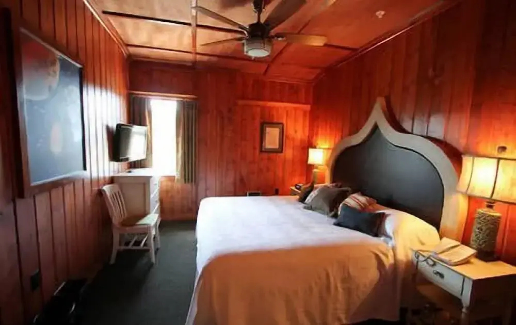 McMenamins Gearhart Hotel