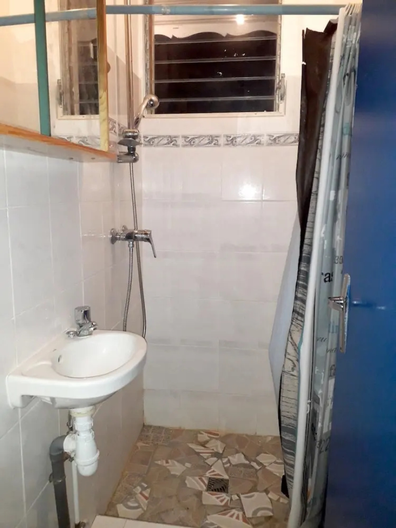 House With 3 Bedrooms in Port-louis, With Enclosed Garden and Wifi - 5