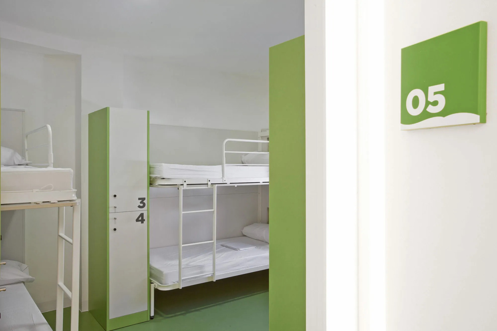 Sant Jordi Hostels Gracia