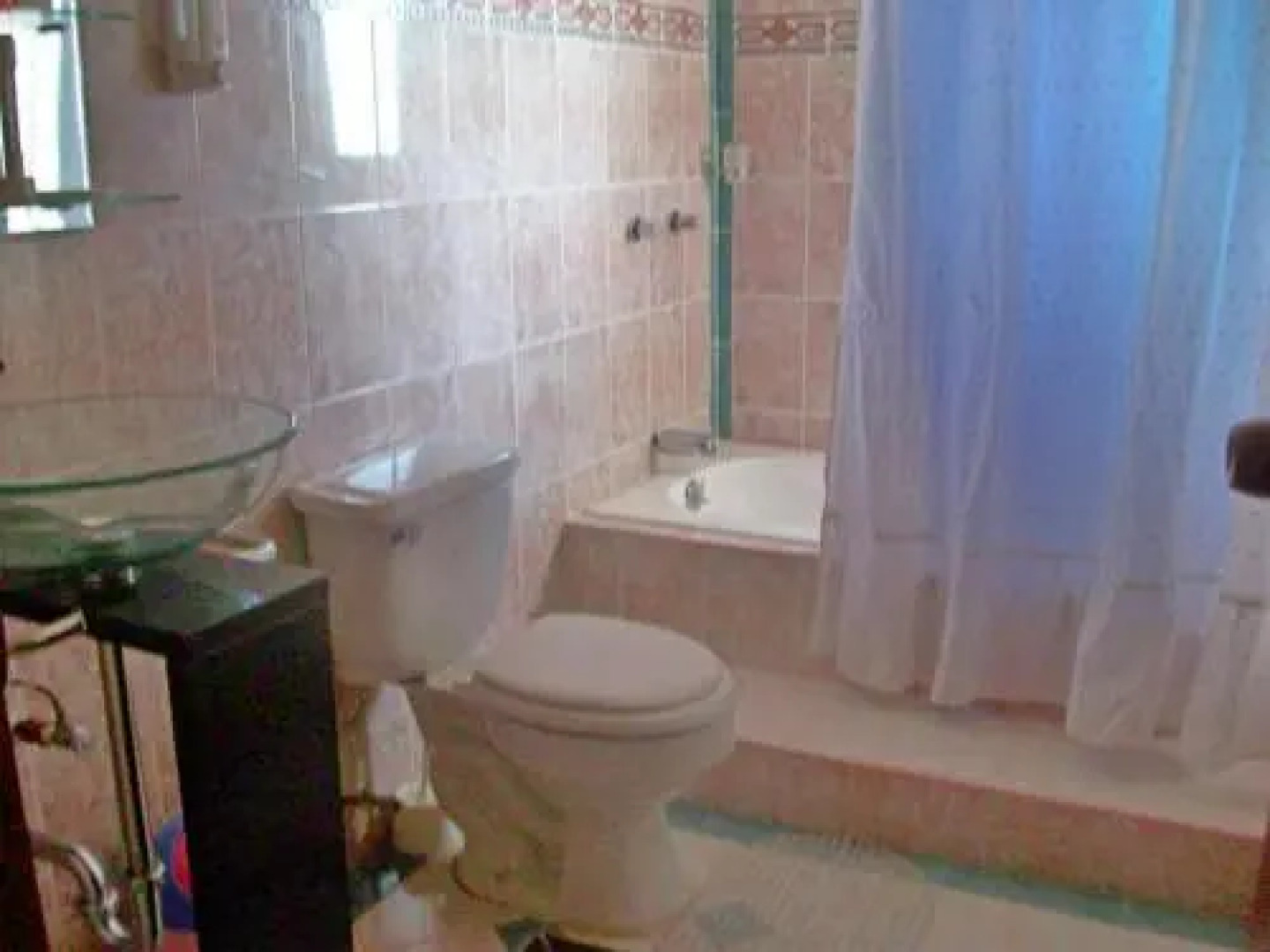 Pacto Retreat Hostel