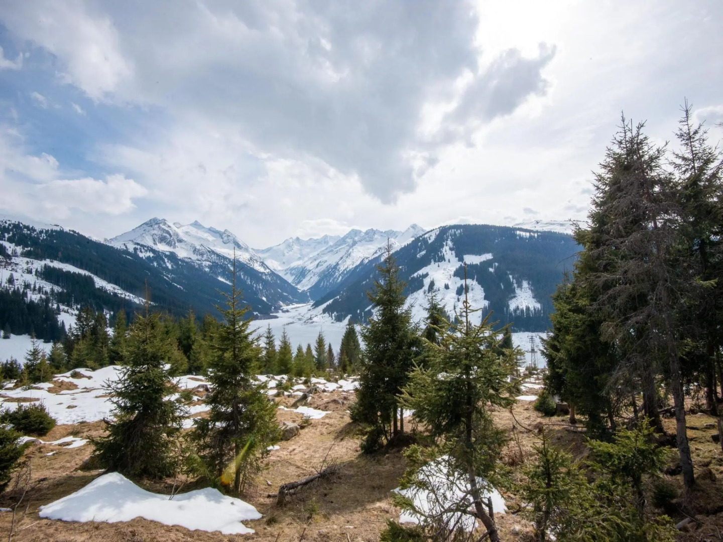 Romantic apartment in Bramberg with garden