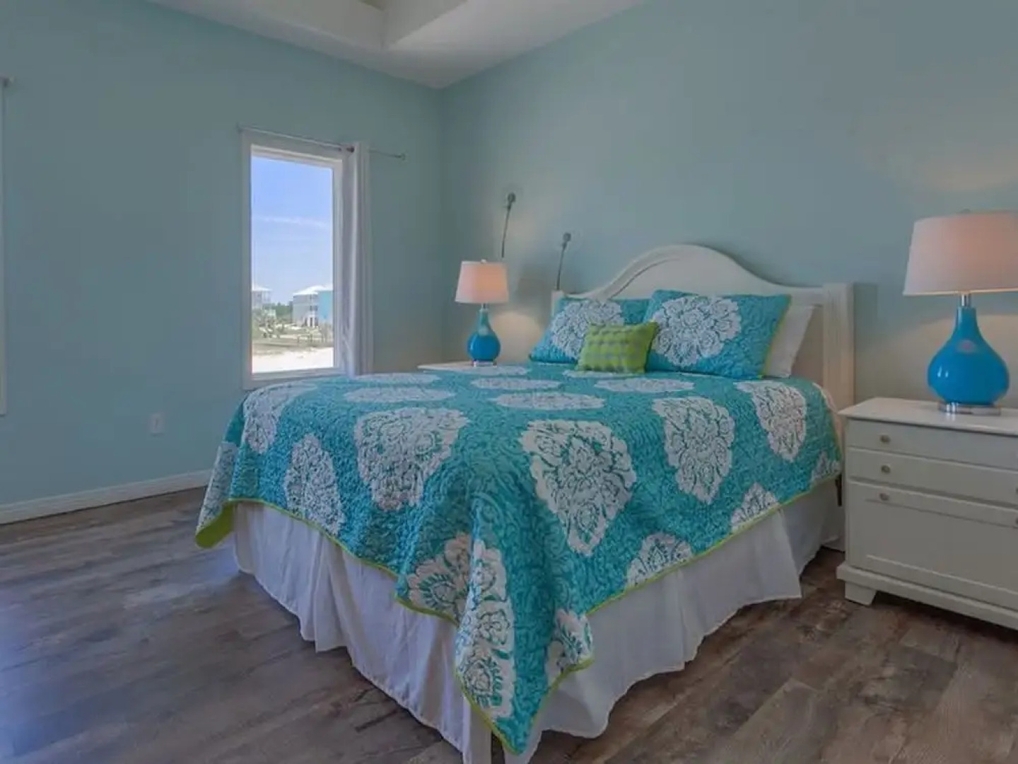 C-Glass by Meyer Vacation Rentals