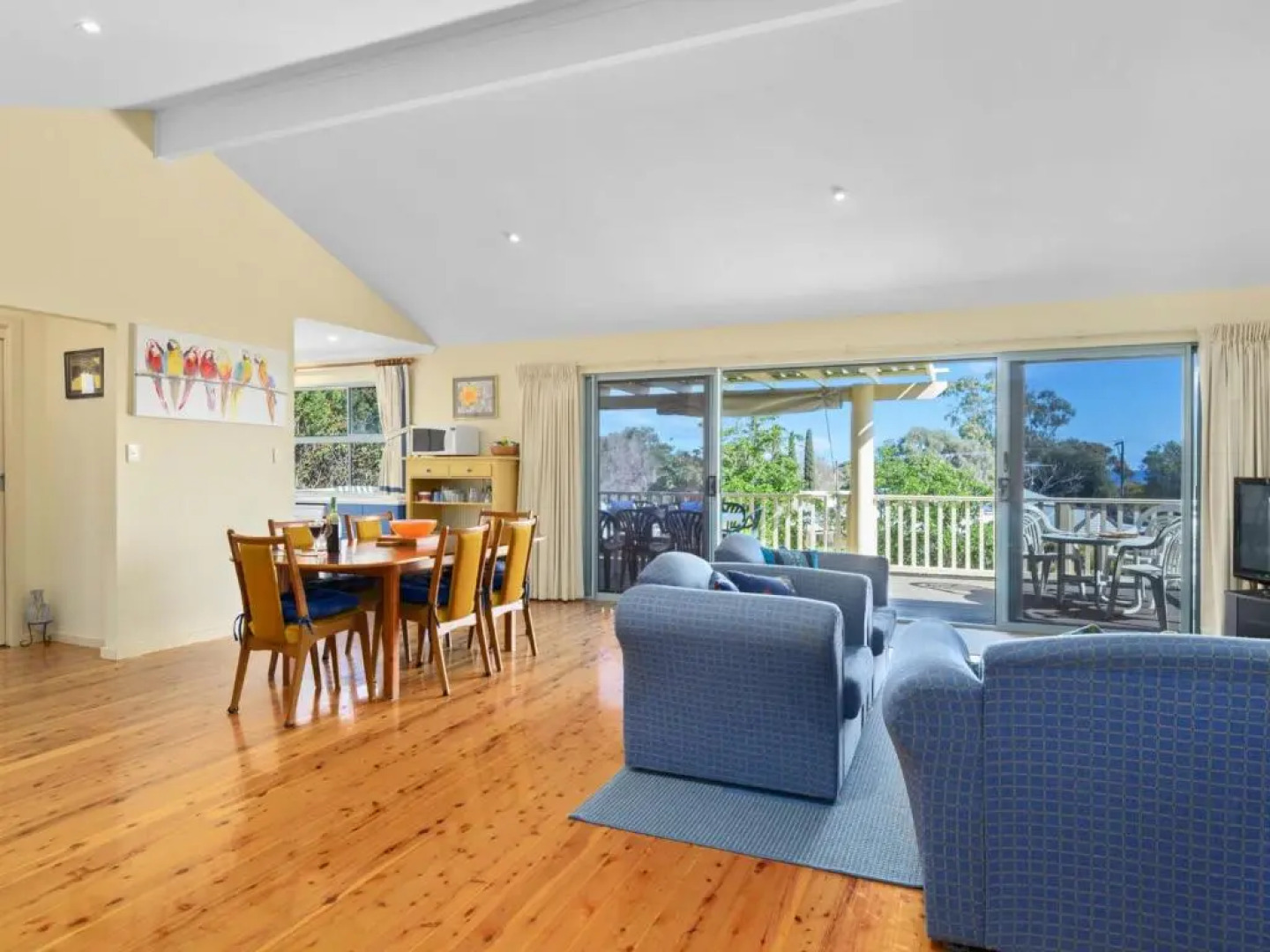 22 Broadbeach Drive
