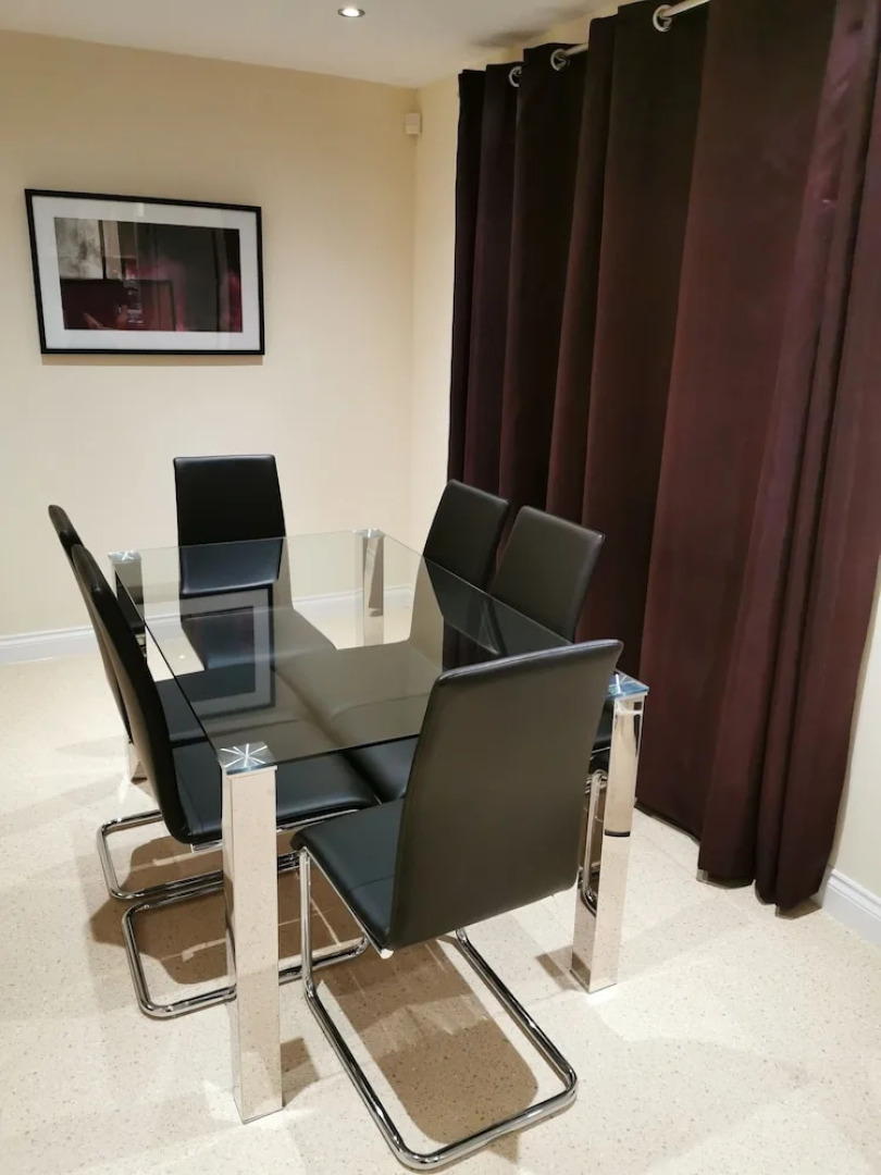 Purple Hart Homes - Station Cottage