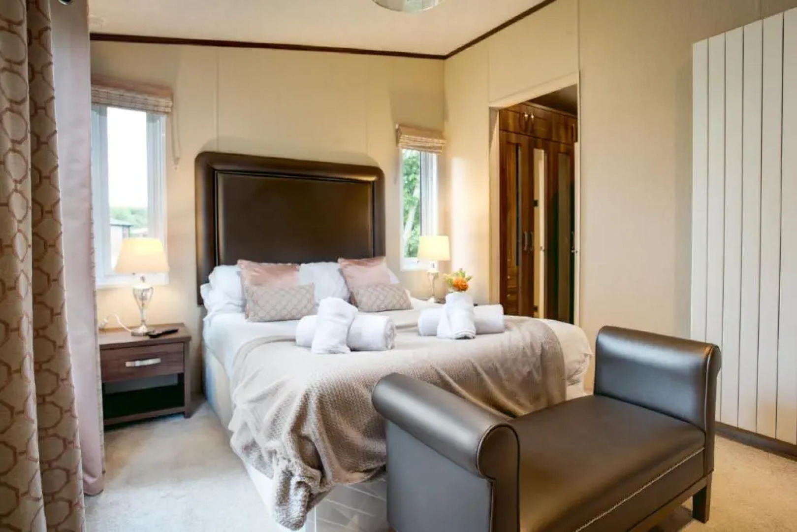 Fairhaven lodge Free Wifi & Hottub