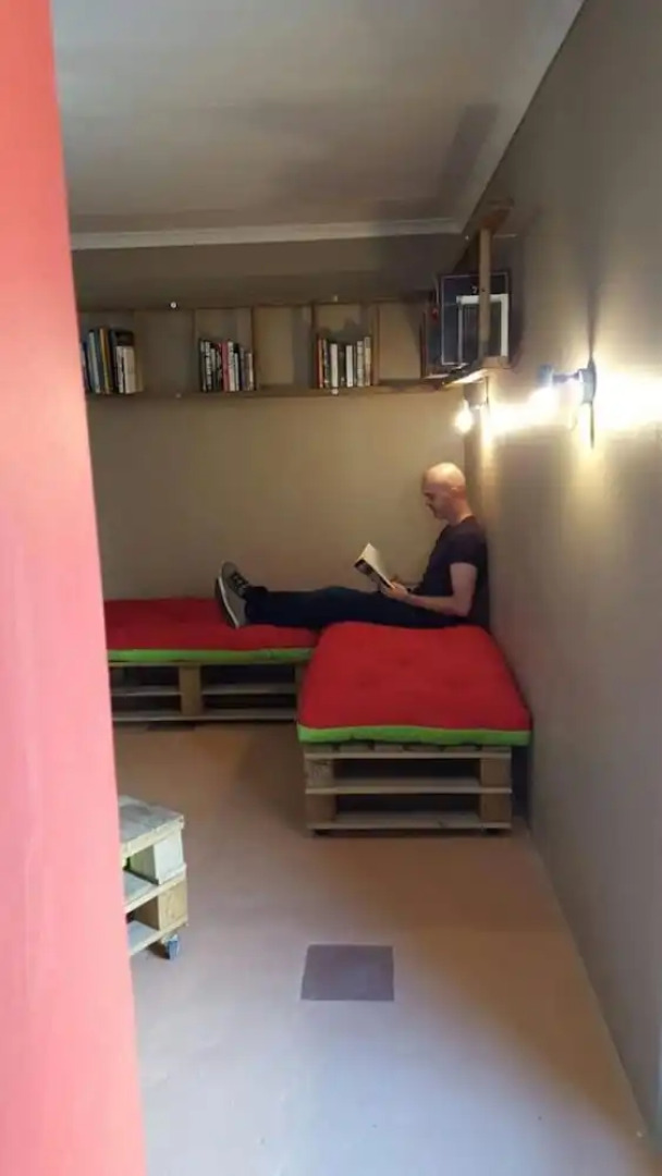 The Backpack Shack - Hostel