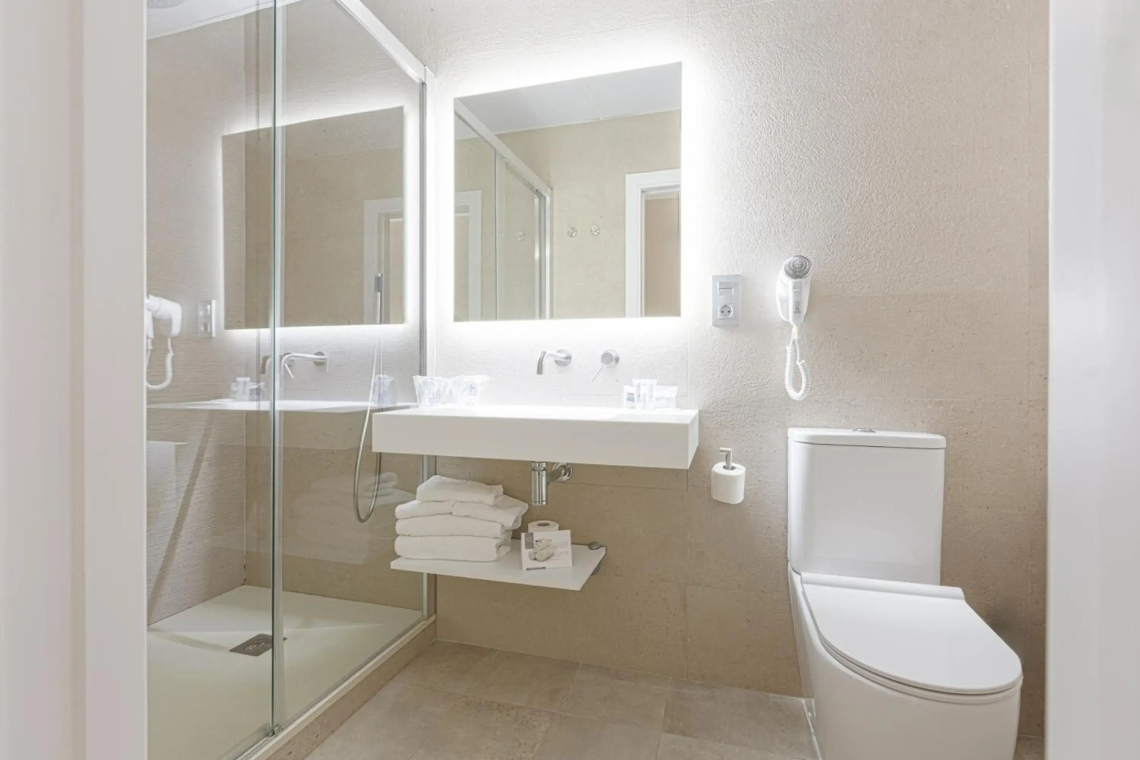 Hotel AACR Monteolivos