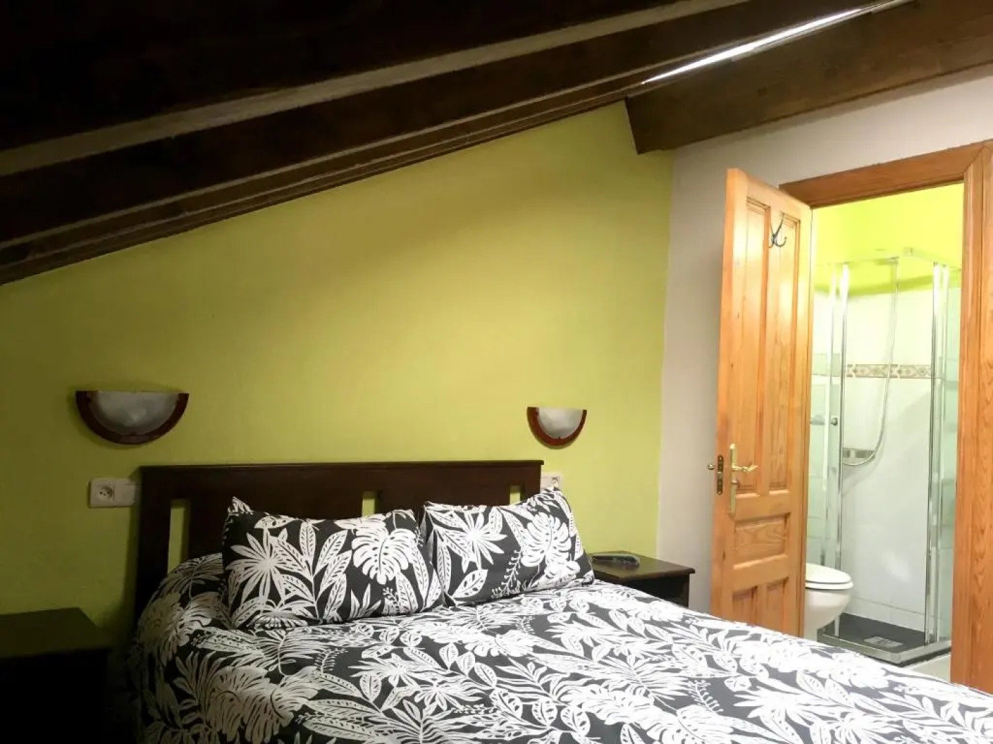 House With 4 Bedrooms in Picos de Europa, With Wonderful Mountain View, Furnished Garden and Wifi - 20 km From the Beach