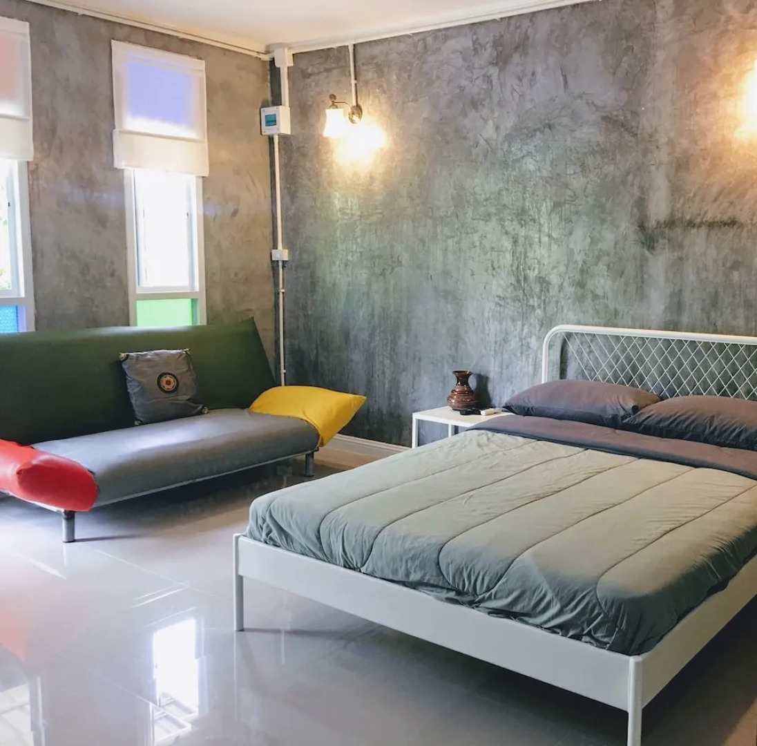 Nongbualamphu Signature