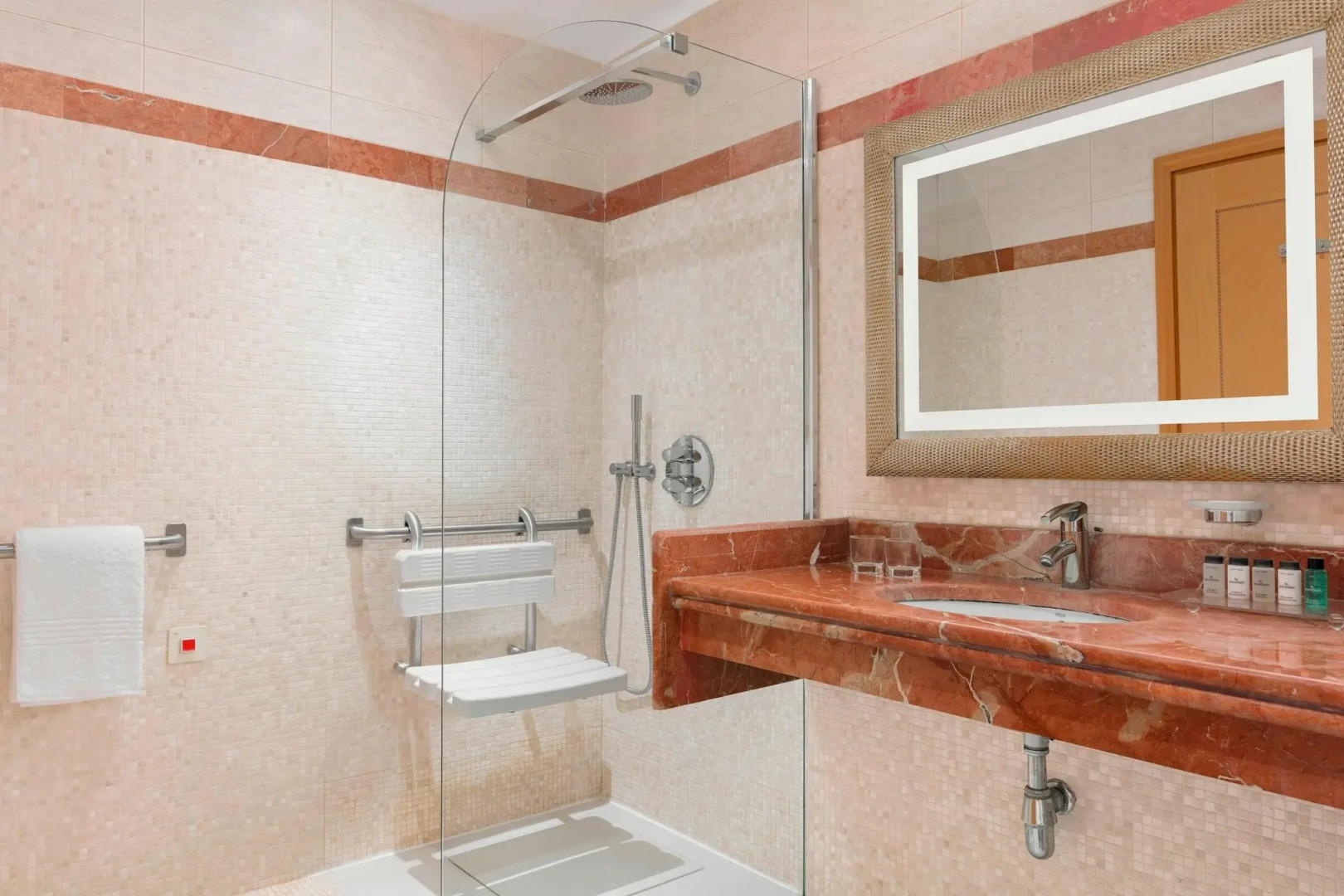 Sheraton Club des Pins Resort