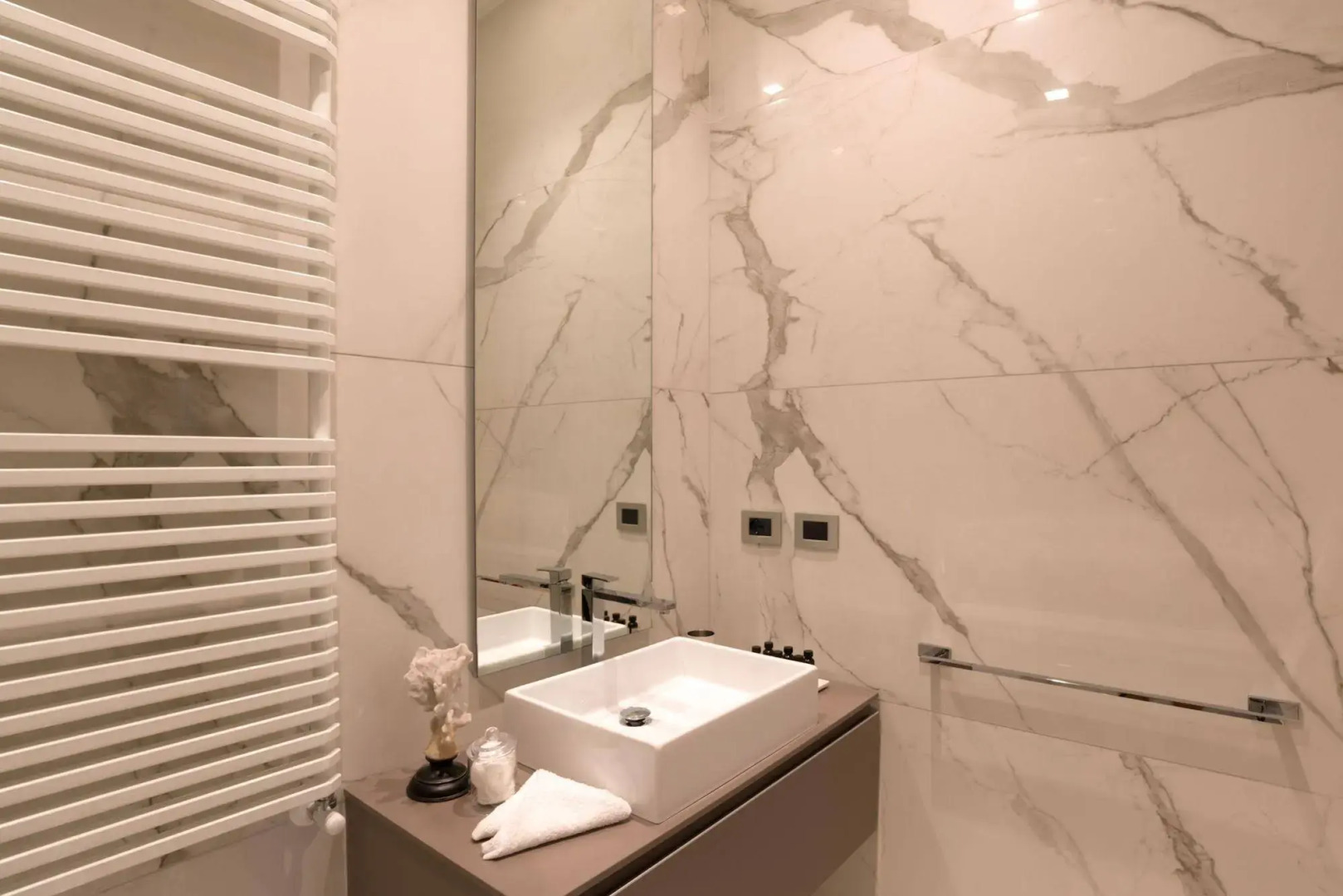 Via Chiodo Luxury Rooms