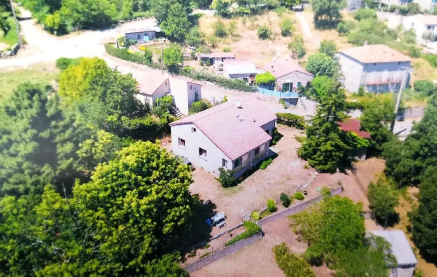 House With 3 Bedrooms in Quenza, With Wonderful Mountain View and Enclosed Garden - 1 km From the Slopes