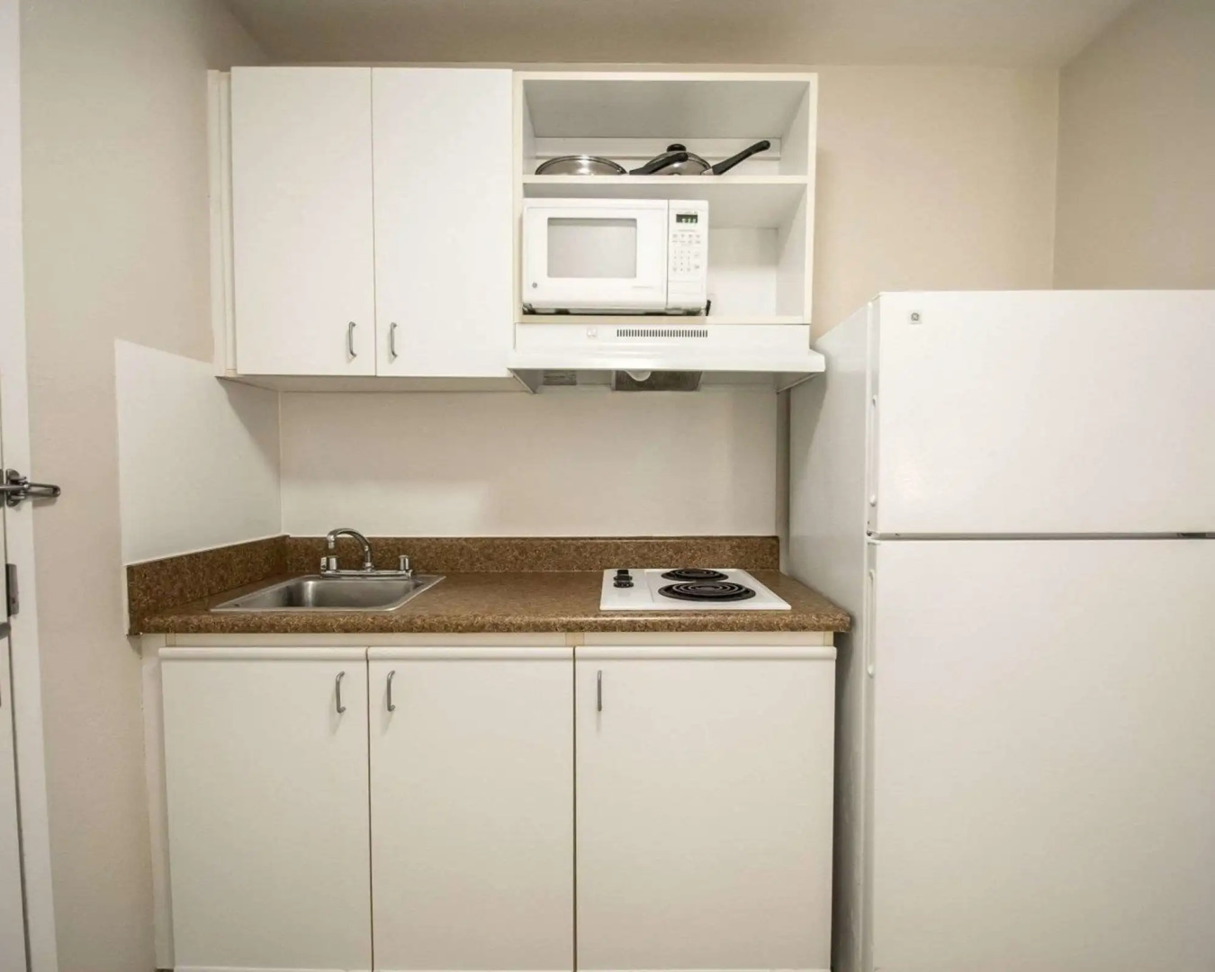 Suburban Studios Melbourne Airport