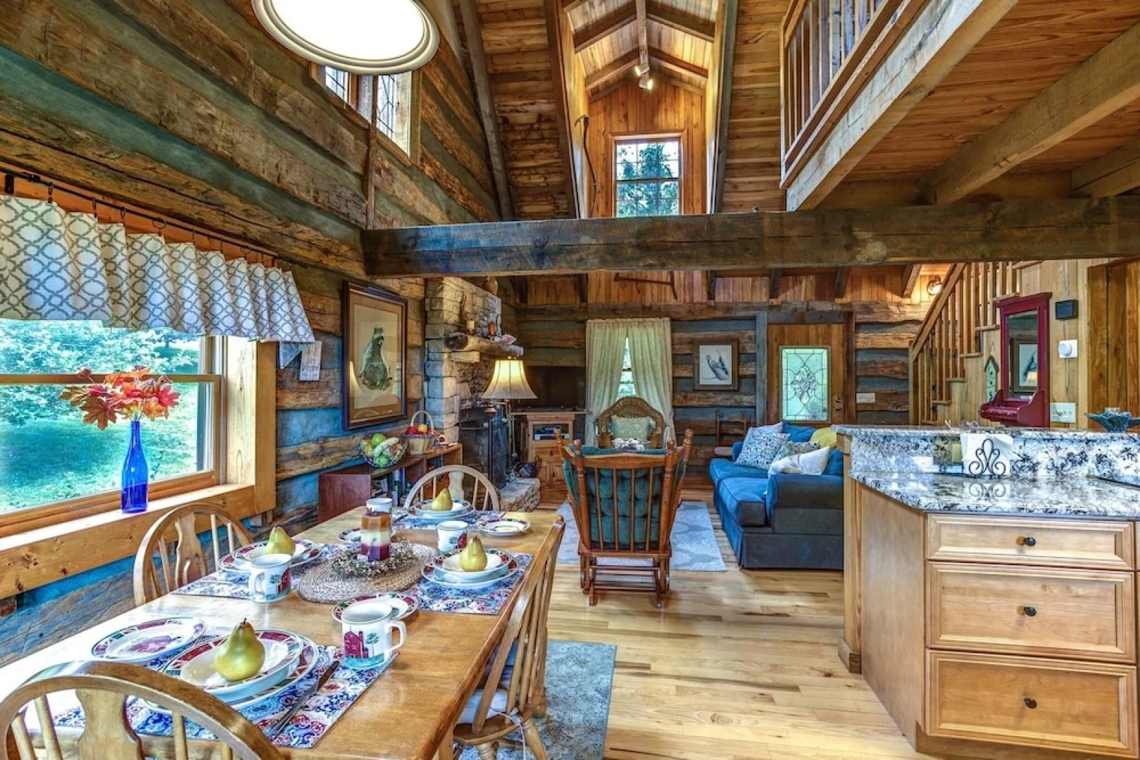 Grandma's Mountain Cabin 3 Bedrooms 2 Bathrooms Cabin