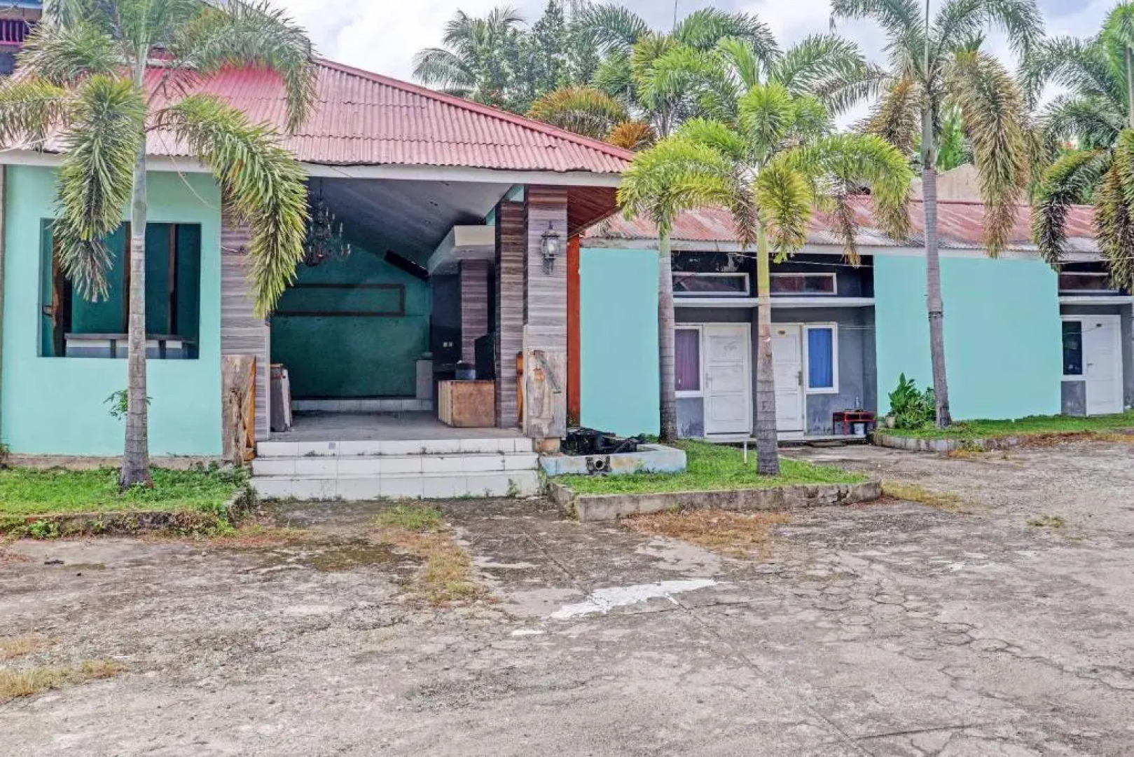 Super OYO 90483 Homestay Permata