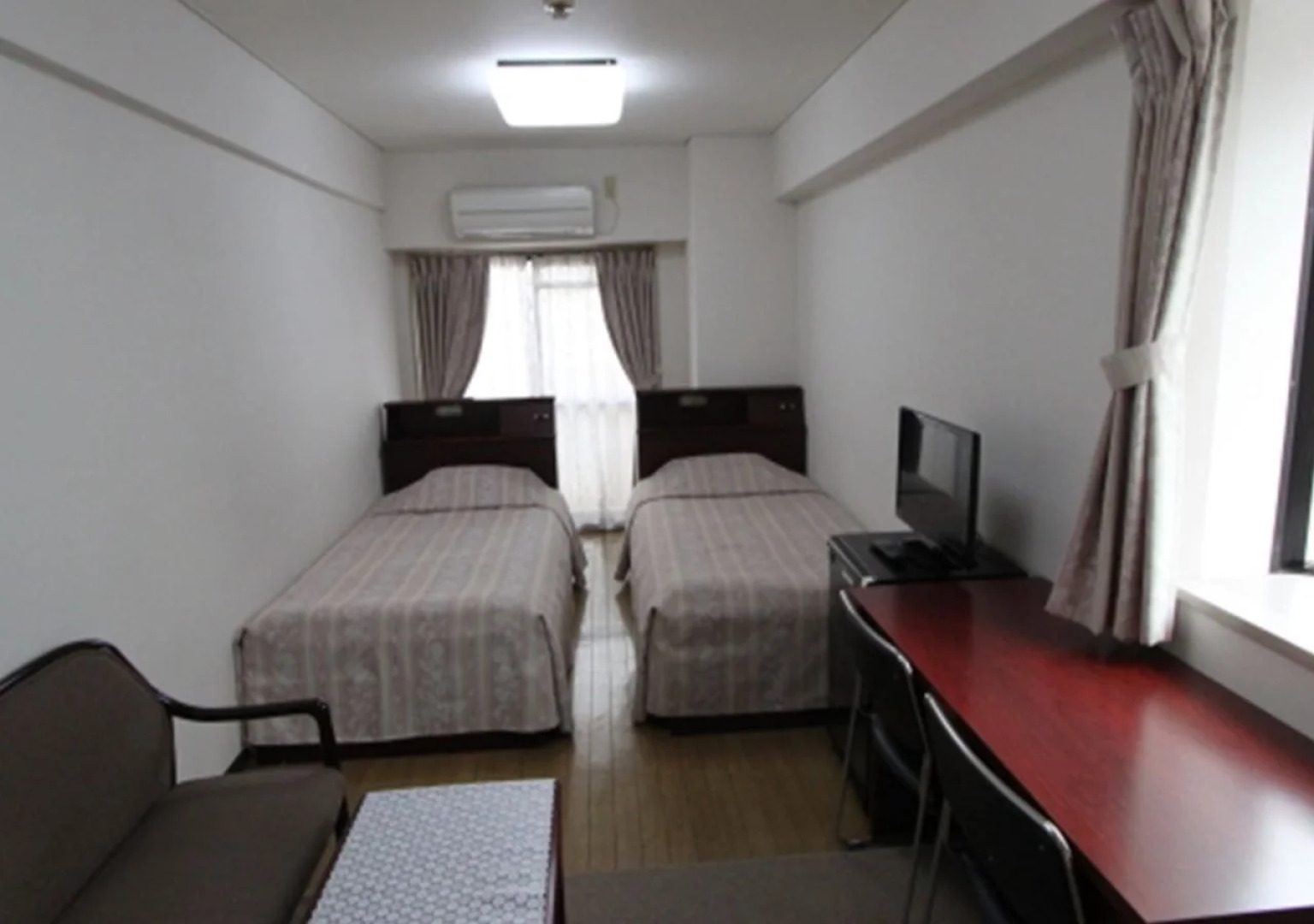 Weekly Green In Namba