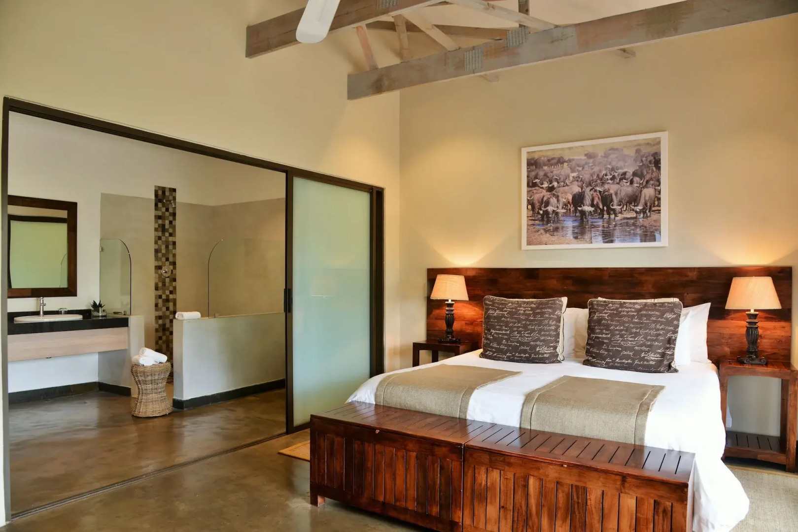 Bushveld Terrace Safari Hotel, Lodge & Spa