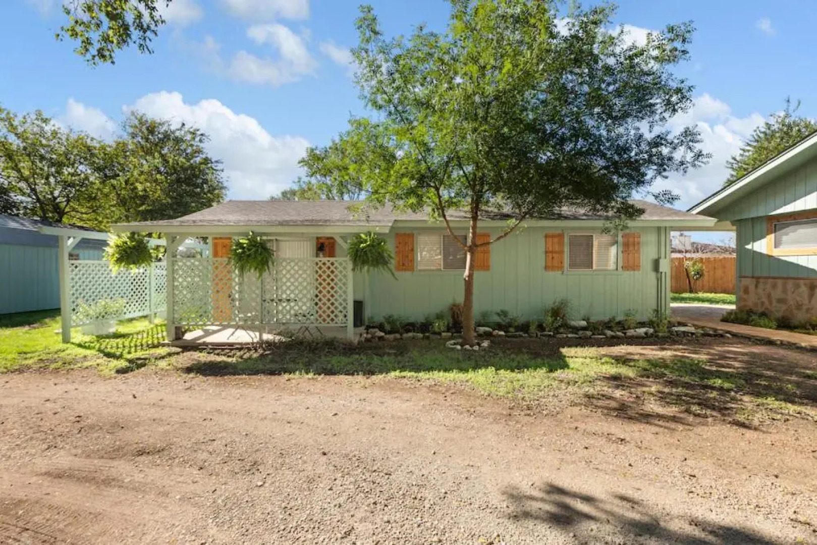 Guadalupe Bluff Farmhouse 3 Bedroom Home by RedAwning
