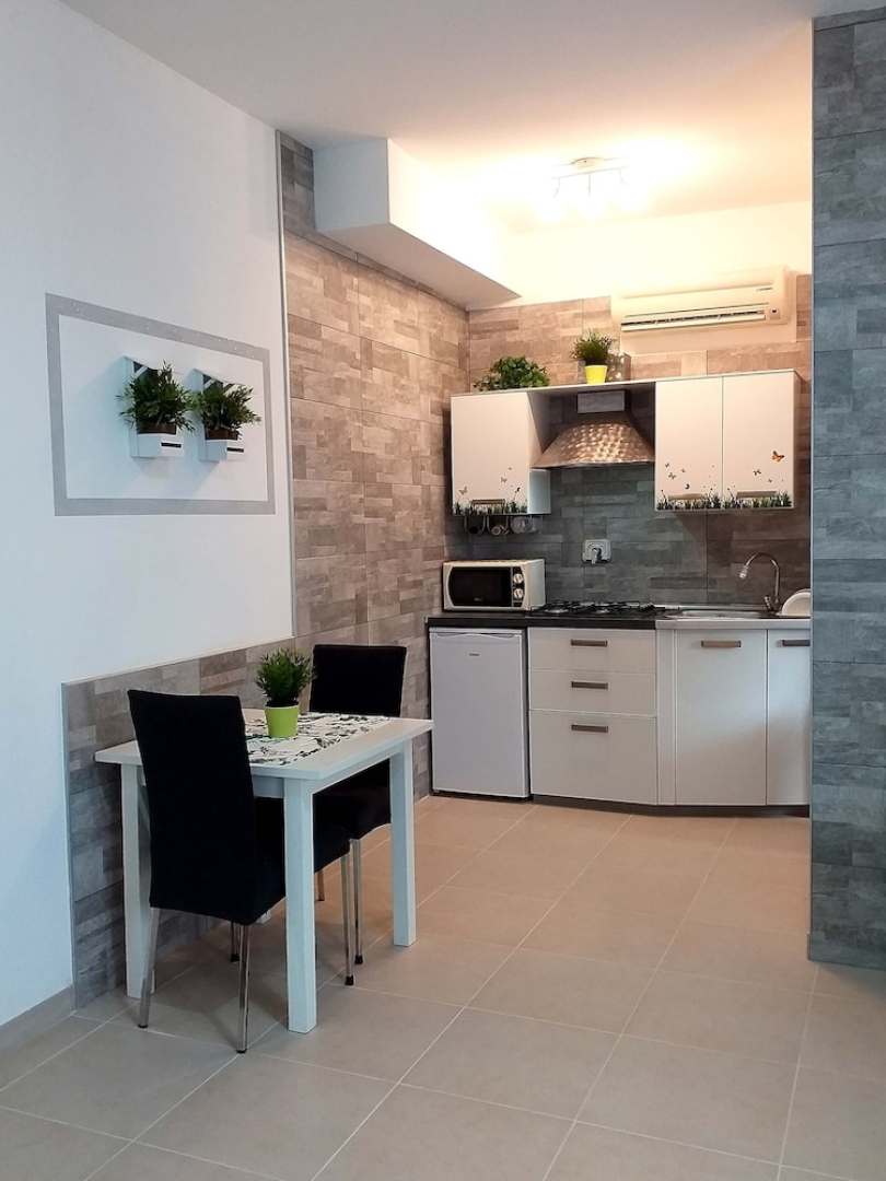 Peace & Plenty 2 - a few Minutes From the sea