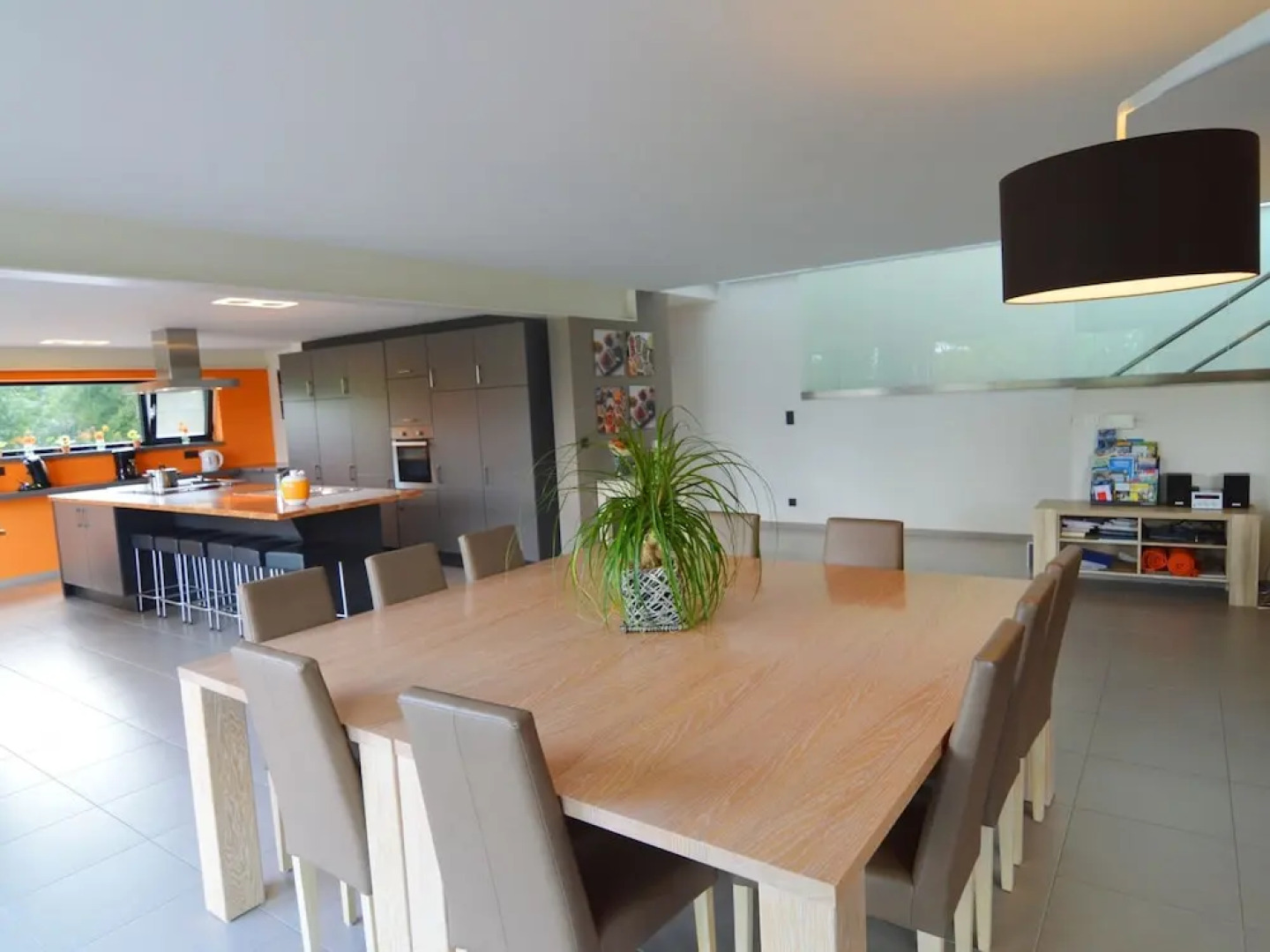 Family Villa, Profondeville