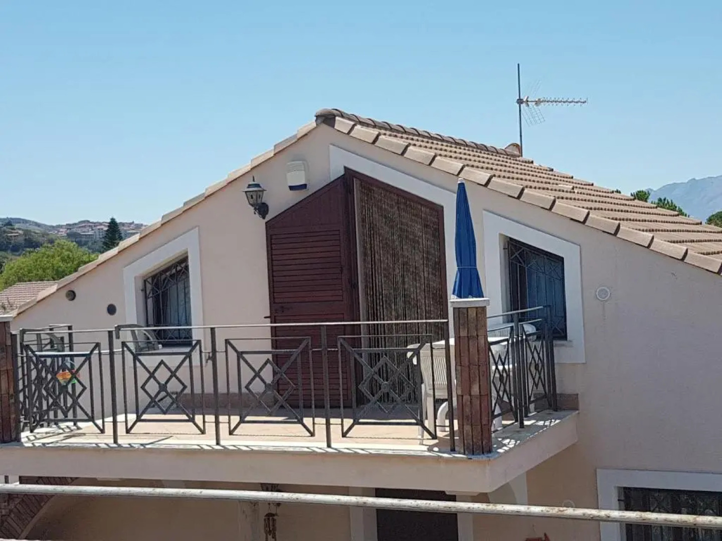 Rentopolis - Villa Amare