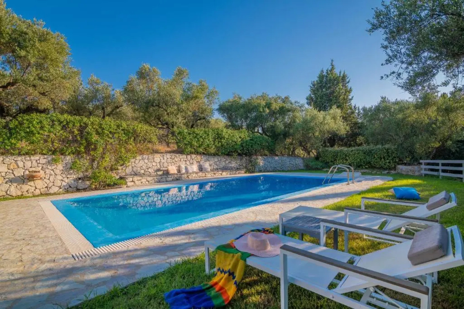 Ammoudi Harmony Villa