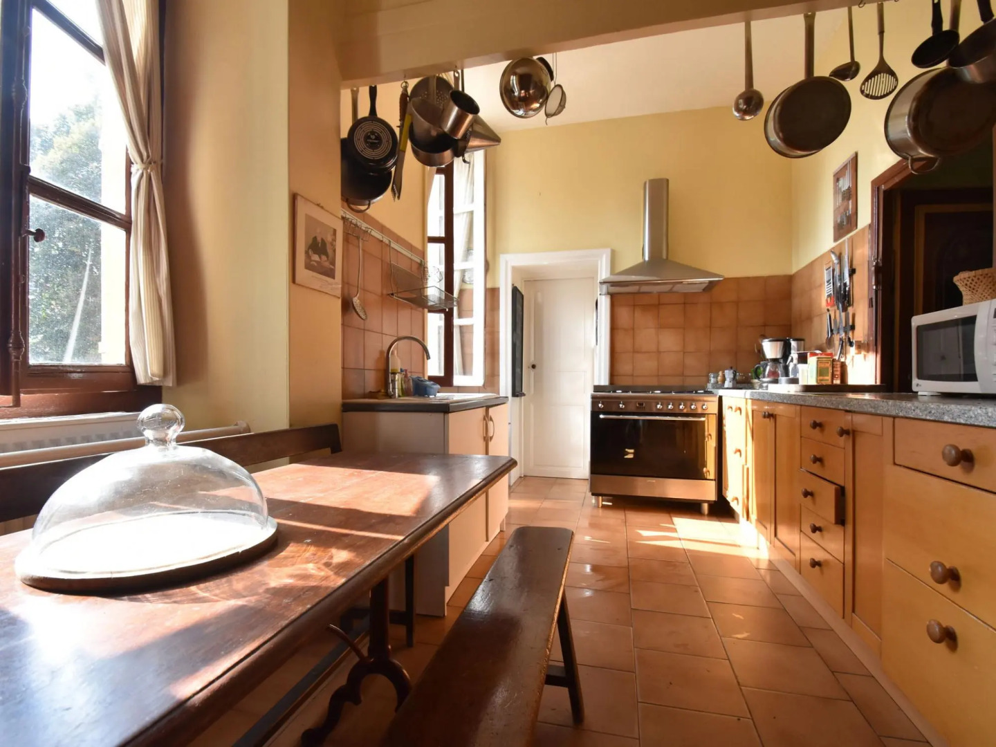 Vintage Mansion in Saint-aubin-sur-loire With Pool