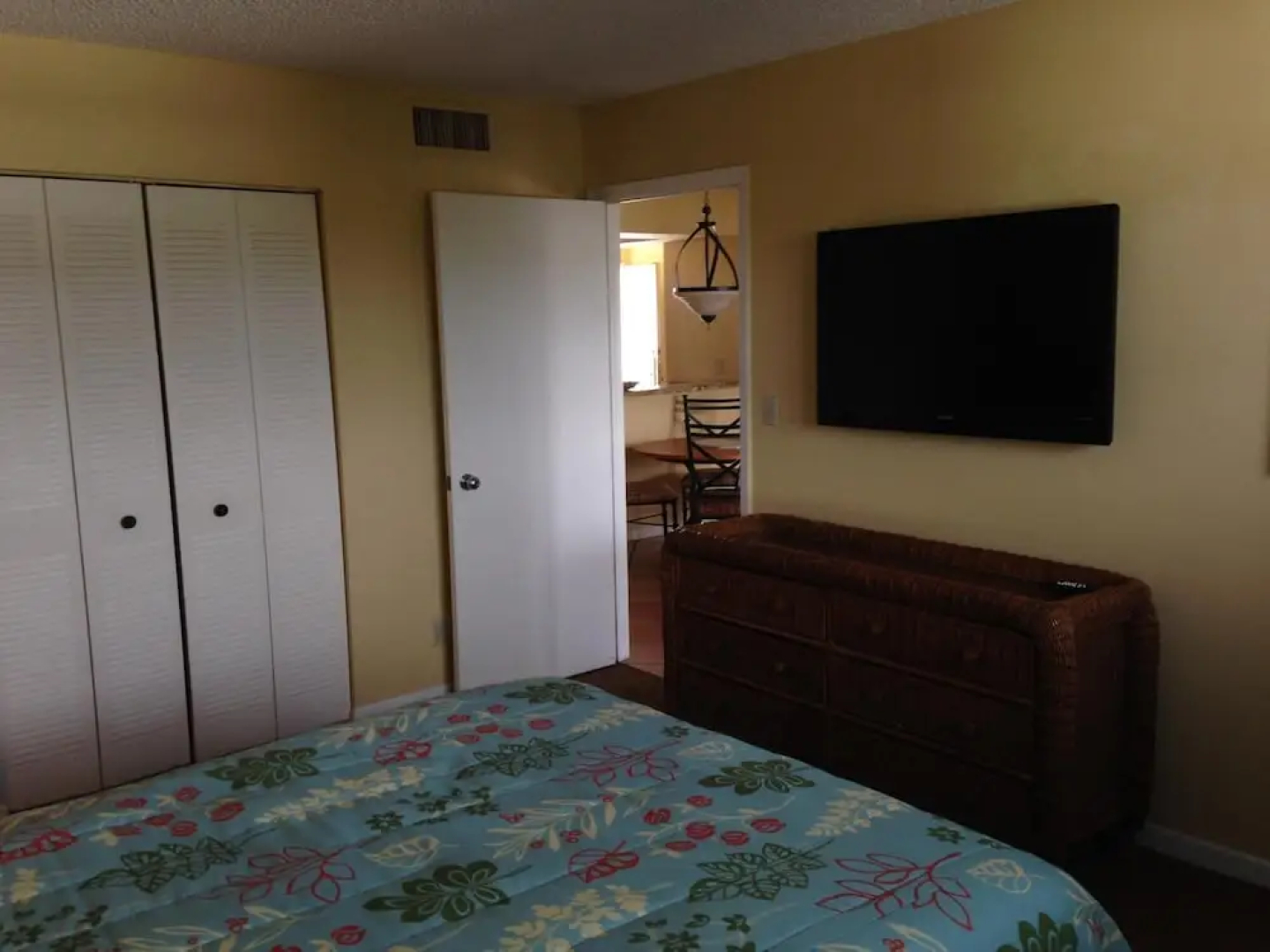 Surf Rider Resort