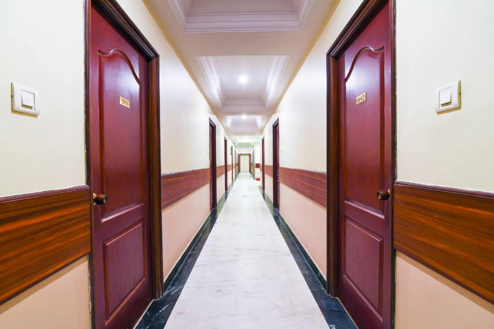 OYO 33367 Hotel Saroj Krishna