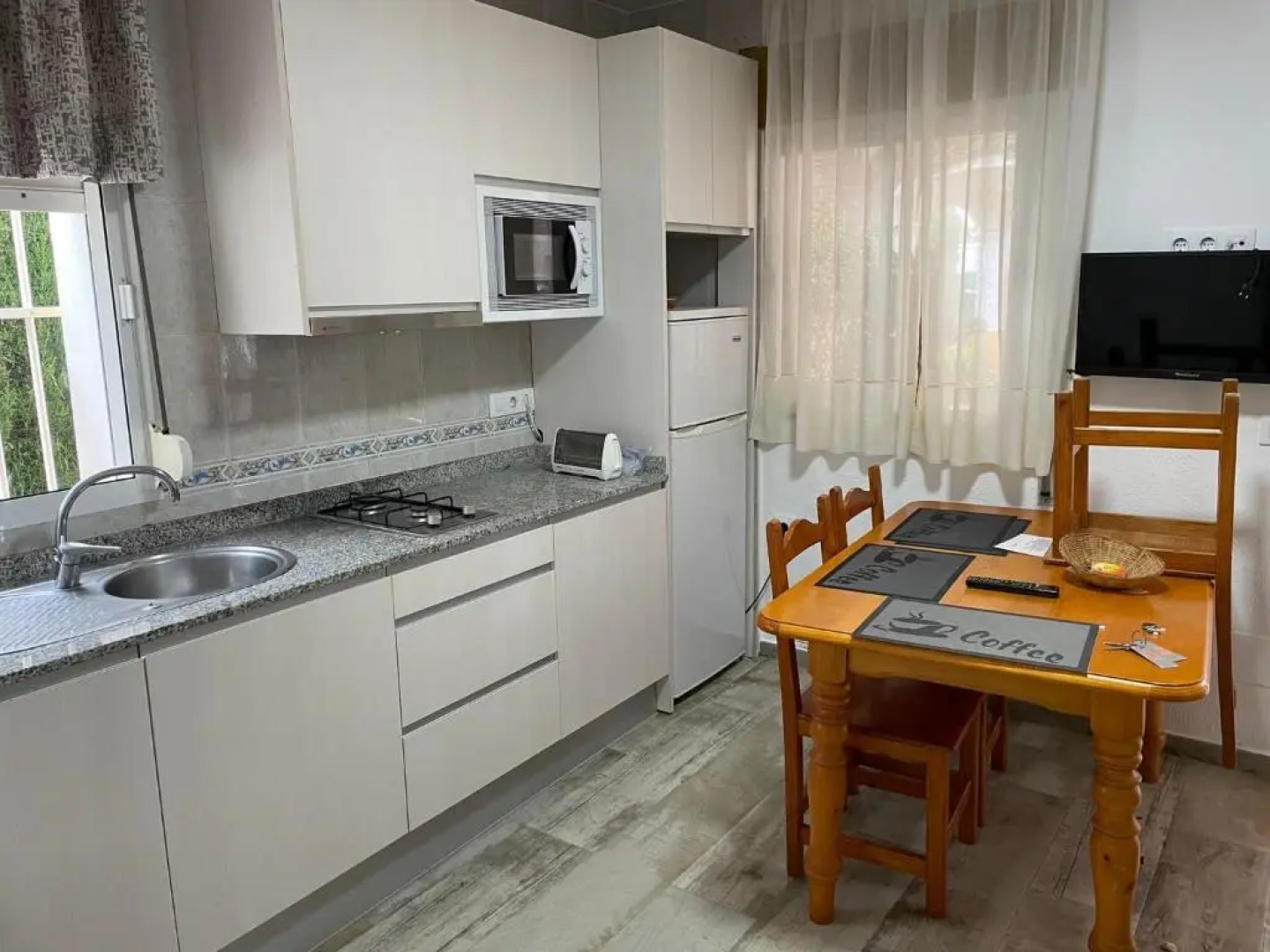 Apartamentos Bolonia Paraiso