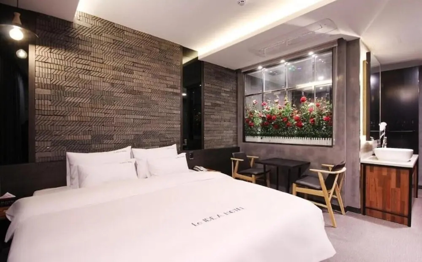 Pohang Jukdo Market Idea Hotel