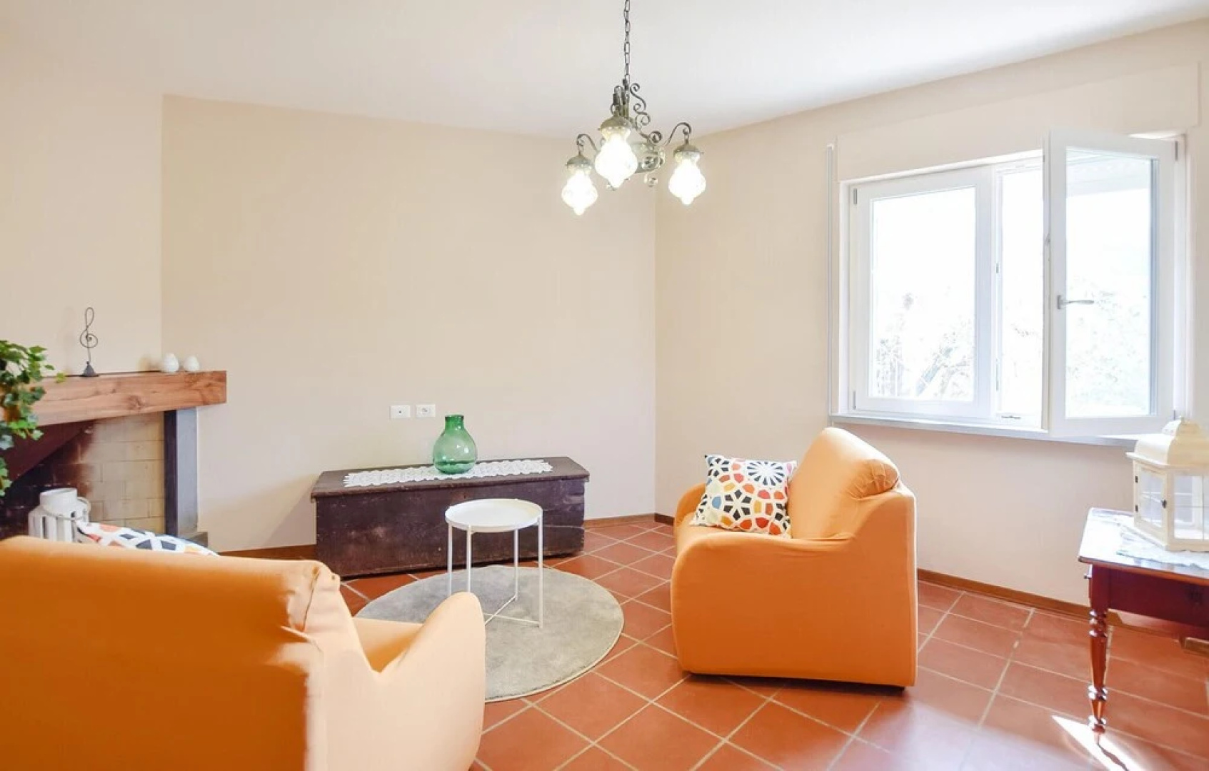 Nice Apartment in Borgo a Mozzano With Wifi and 2 Bedrooms