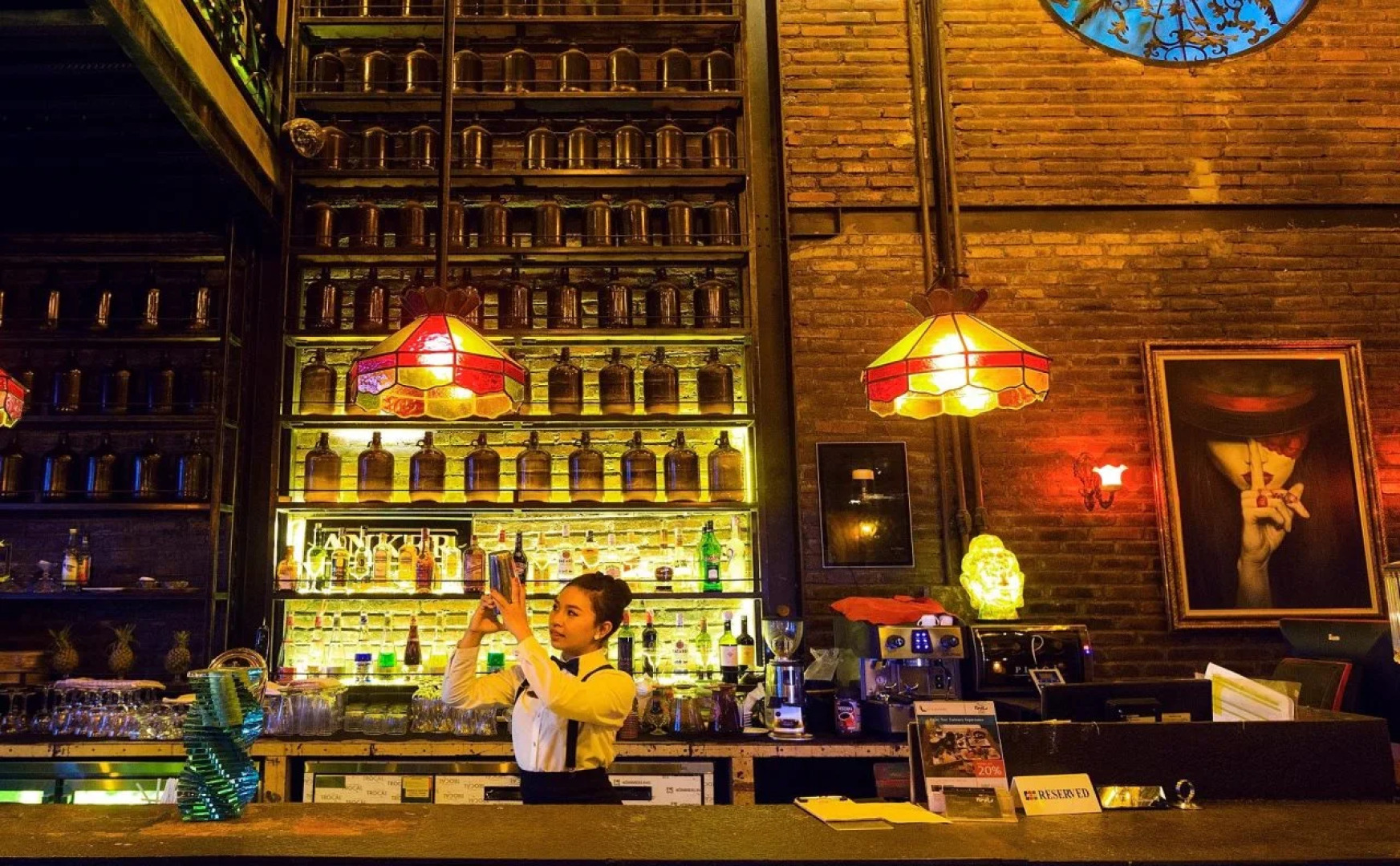 Sama Sama Suites and Restaurant