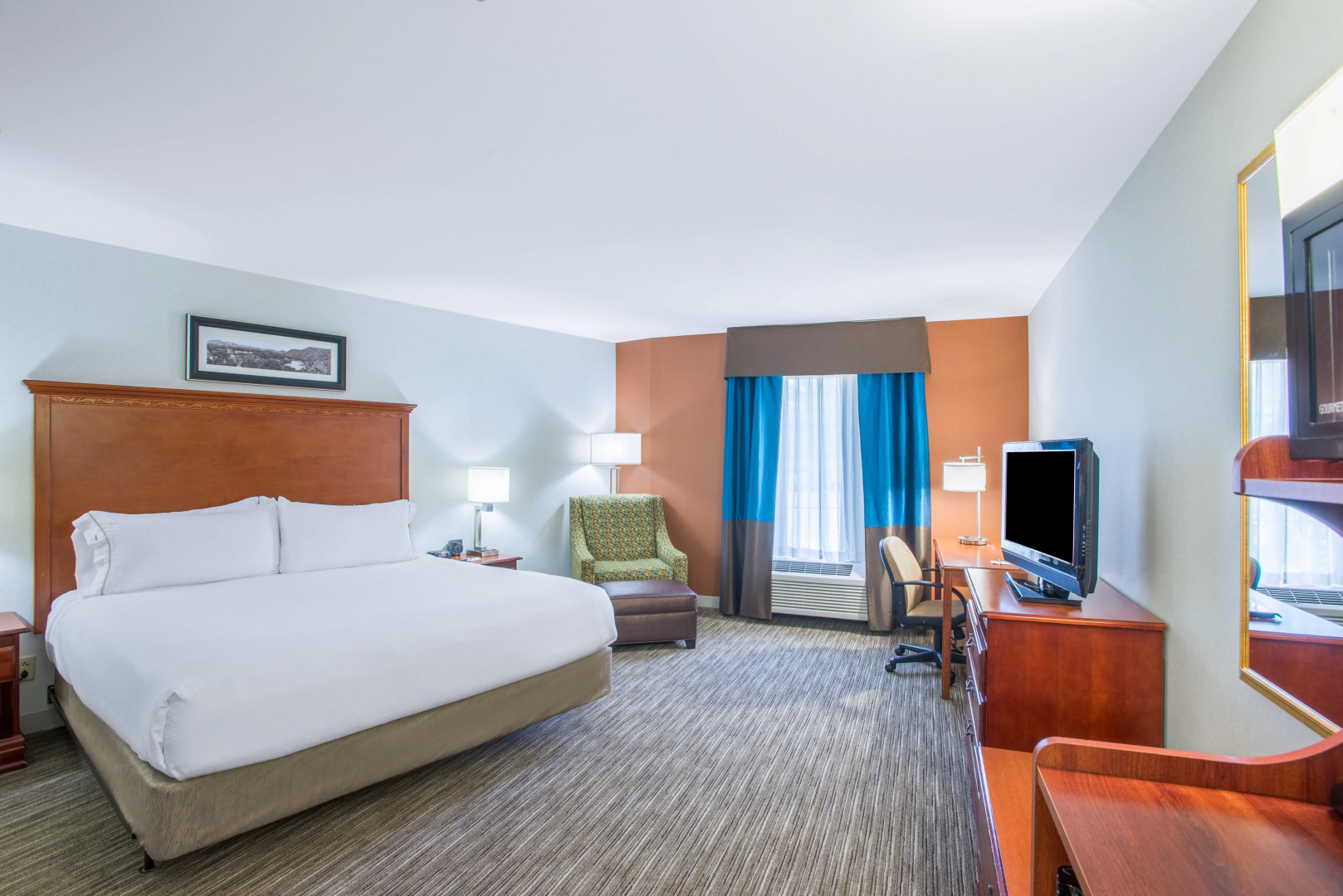 Holiday Inn Express Hotel & Suites Brattleboro by IHG