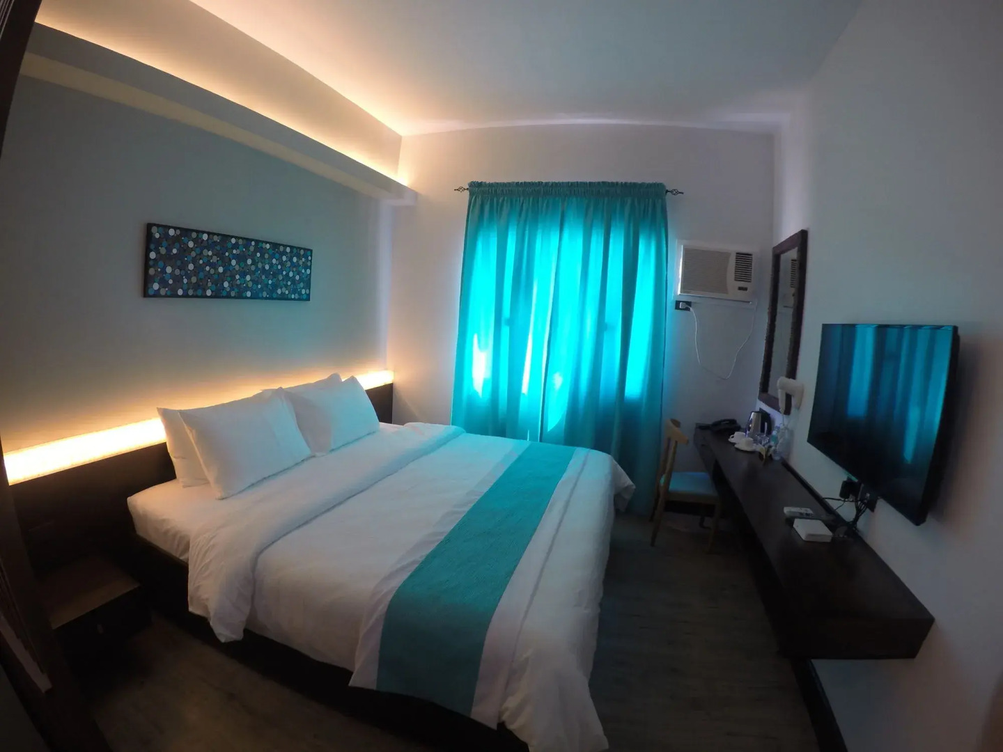 Twin Tides Panglao
