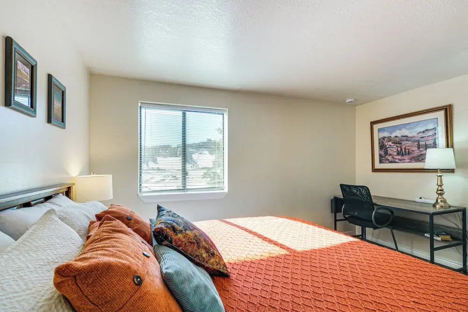 Walk to Lifts: Brian Head Condo w/ Ski Locker!