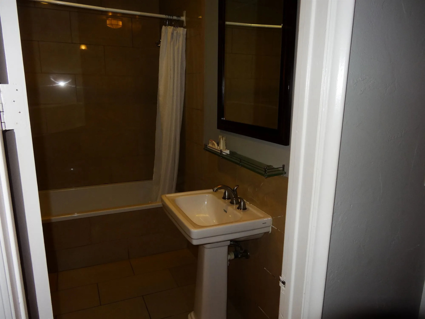 Balboa Inn, On the Beach