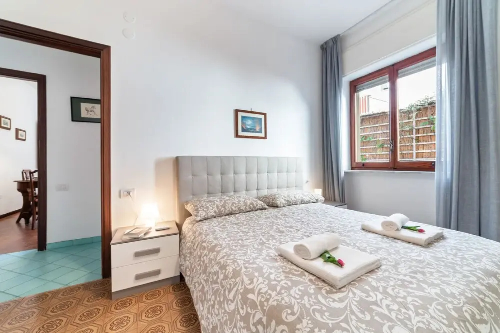 Vietri sul Mare Roomy Flat with Parking