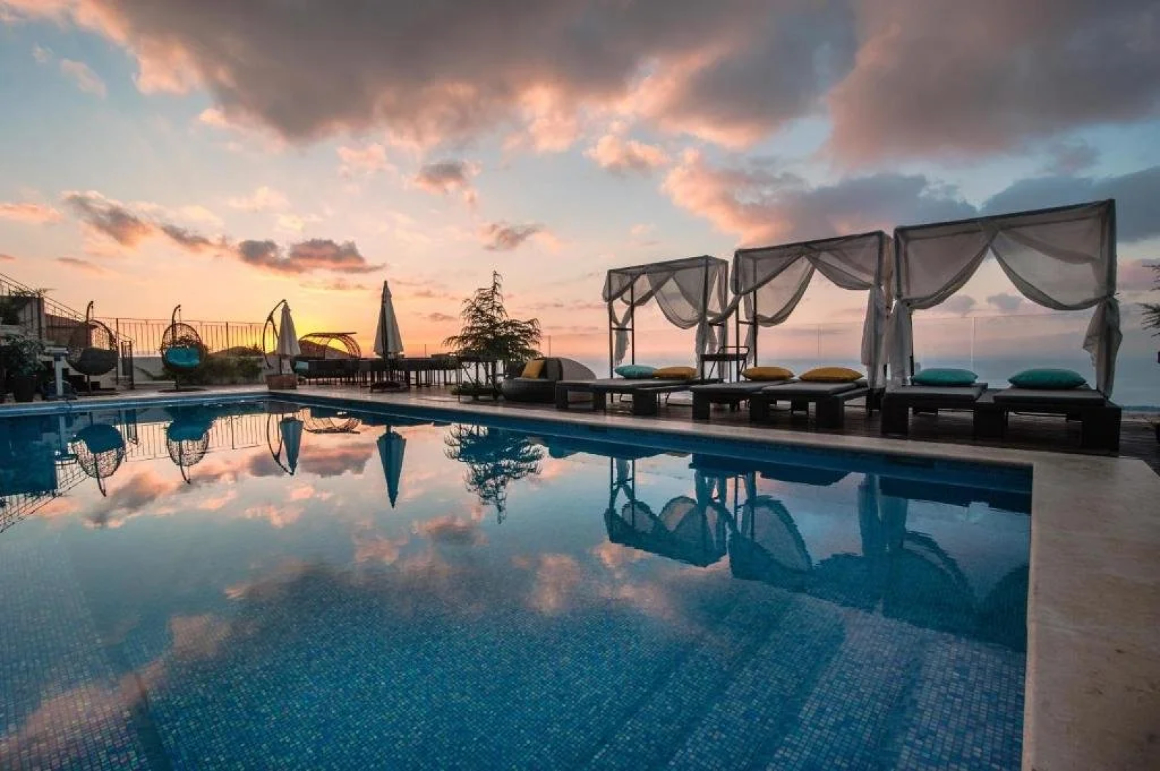 Chateau Glili - Adults Only